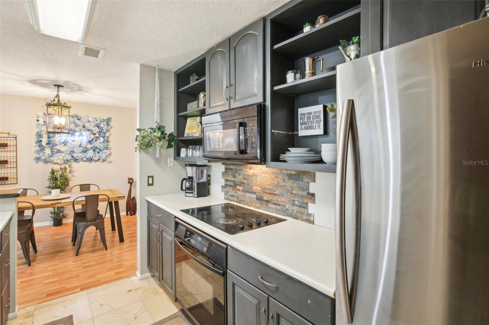 Image 14 of 68 For 9481 Highland Oak Drive 1616