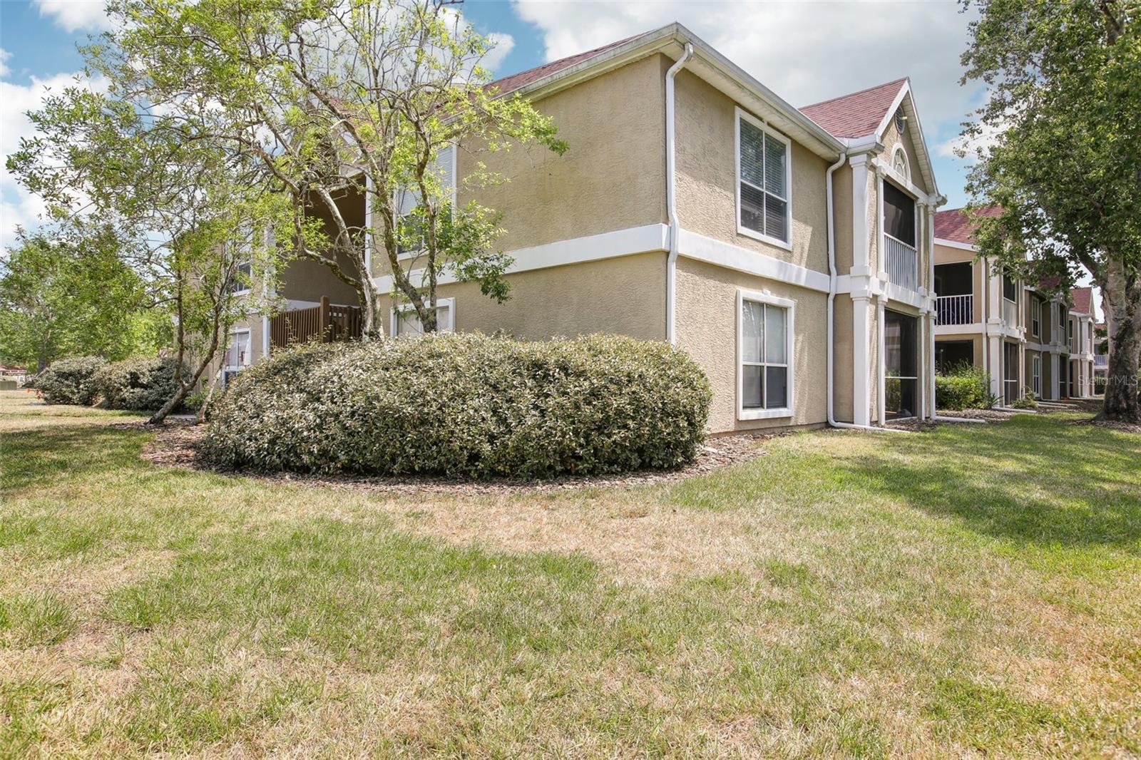 Image 2 of 68 For 9481 Highland Oak Drive 1616