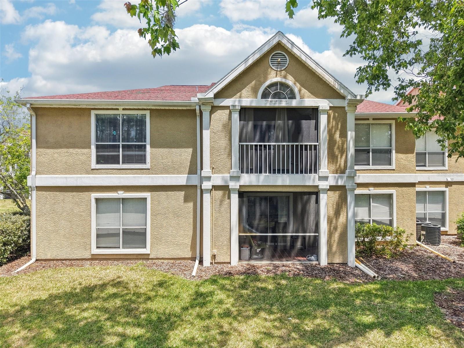 Image 35 of 68 For 9481 Highland Oak Drive 1616