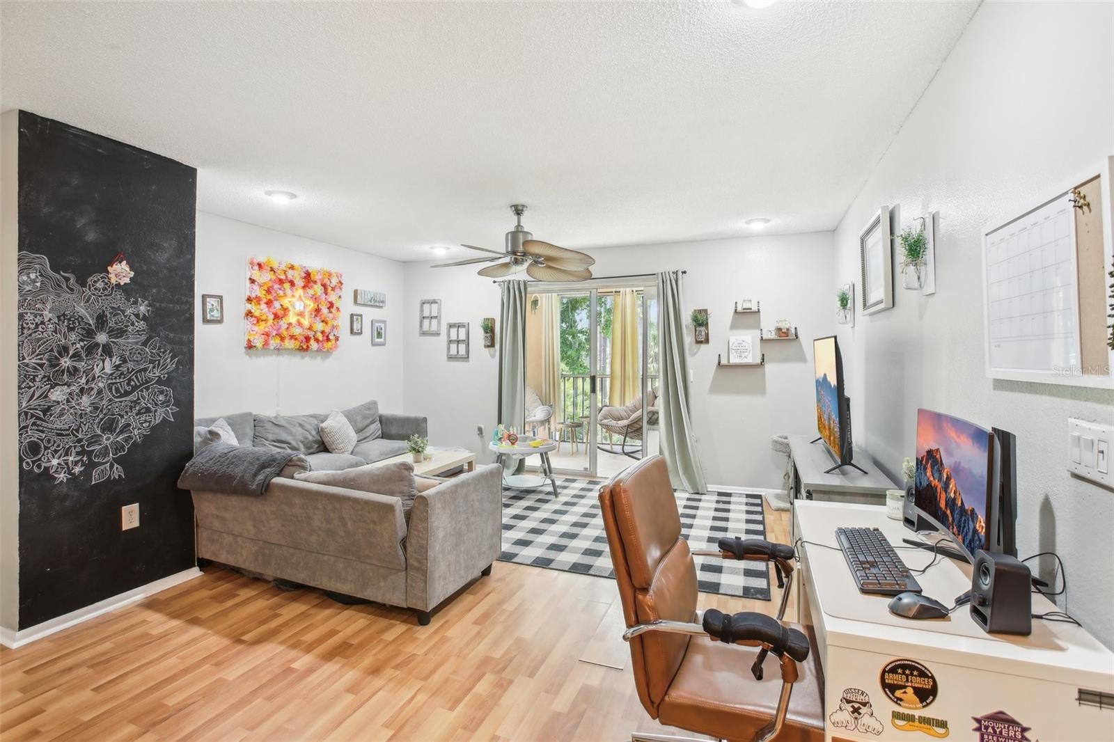 Image 5 of 68 For 9481 Highland Oak Drive 1616