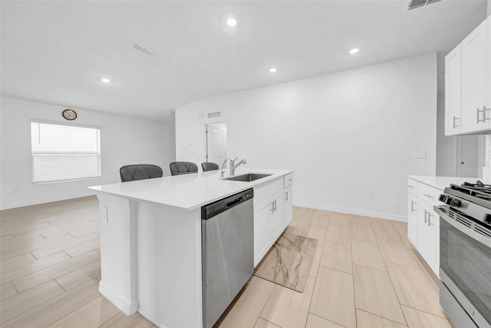 Image 37 of 43 For 22196 Calisto Way