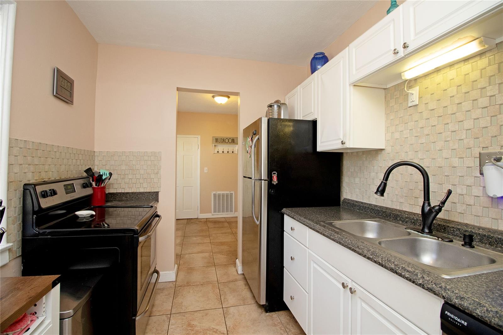 Image 10 of 41 For 2132 40th Avenue N