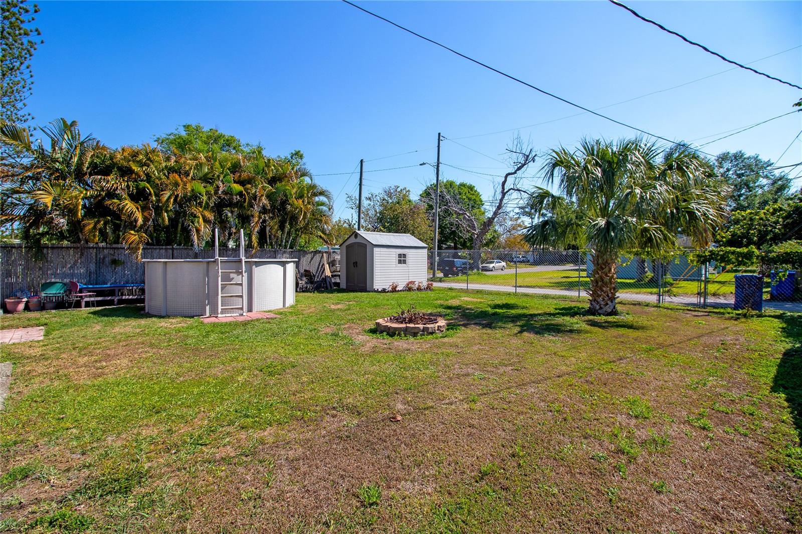 Image 26 of 41 For 2132 40th Avenue N