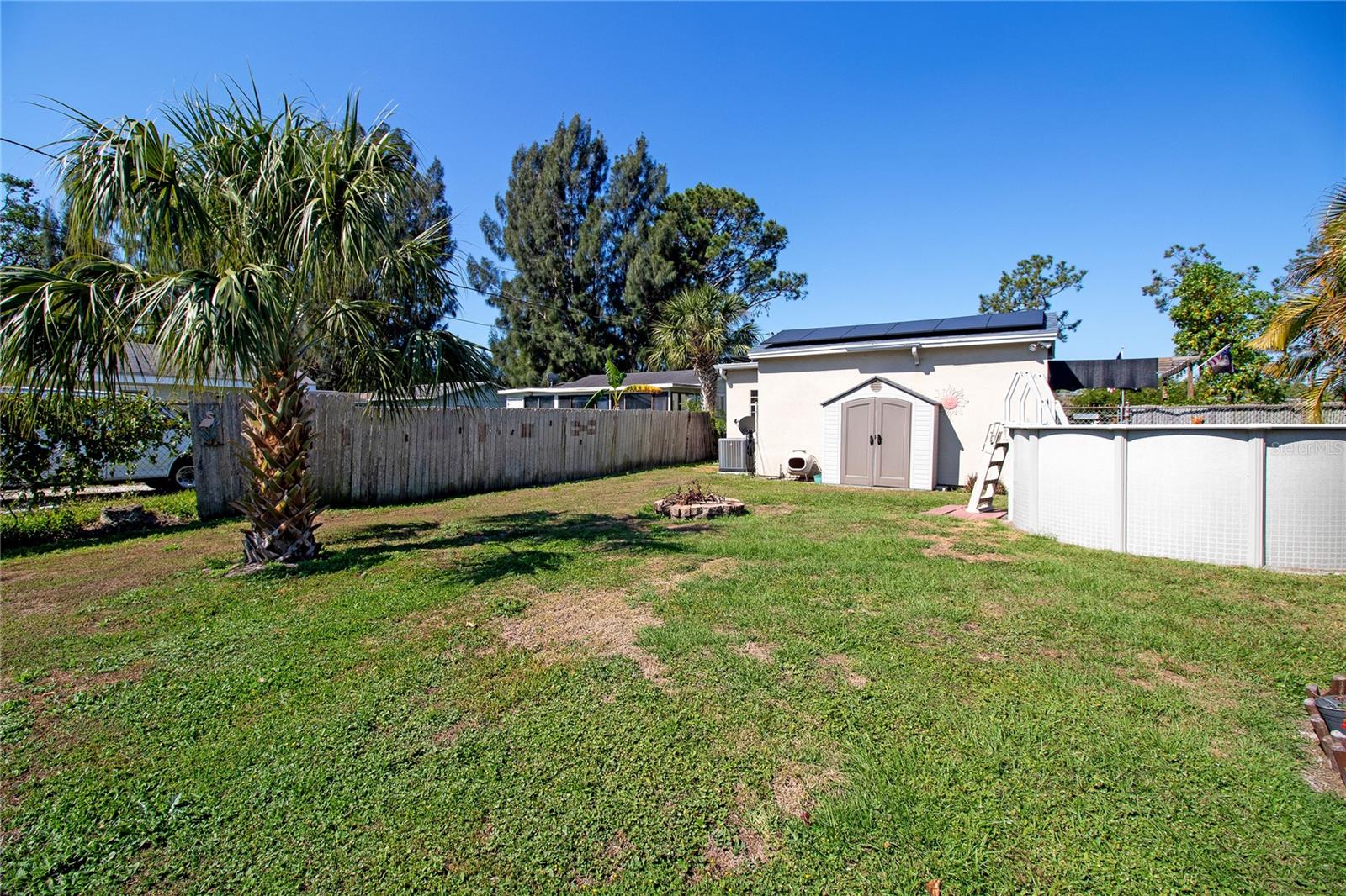 Image 28 of 41 For 2132 40th Avenue N
