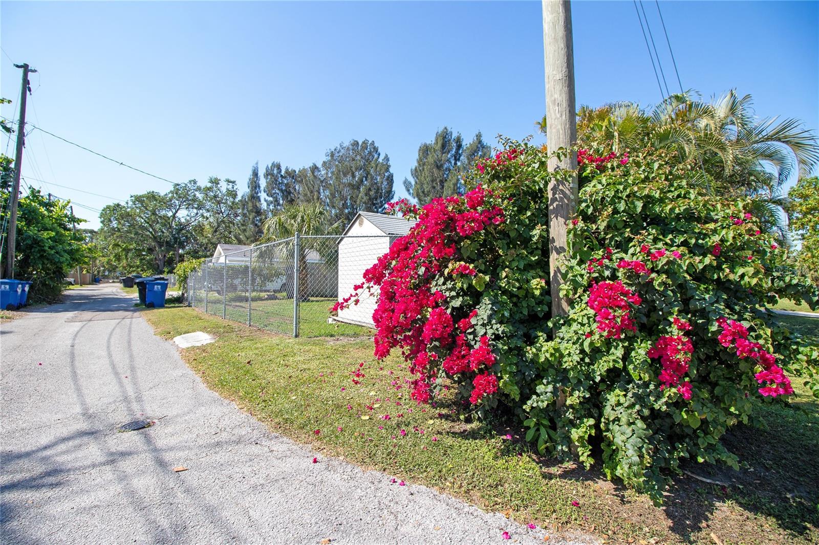 Image 30 of 41 For 2132 40th Avenue N