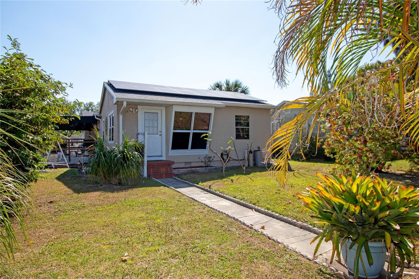 Image 32 of 41 For 2132 40th Avenue N