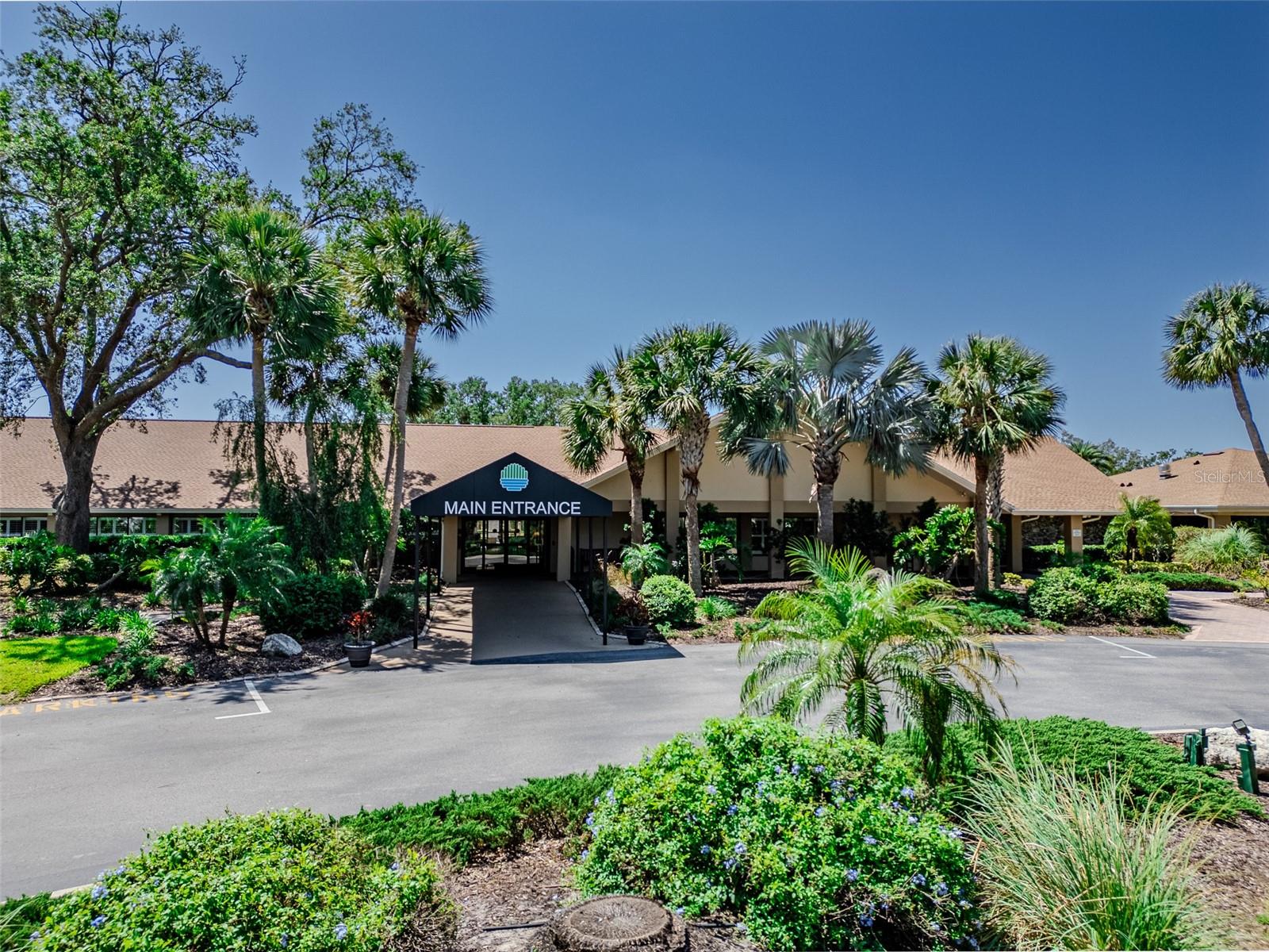 Listing photo id 24 for 2241 Shelly Drive D