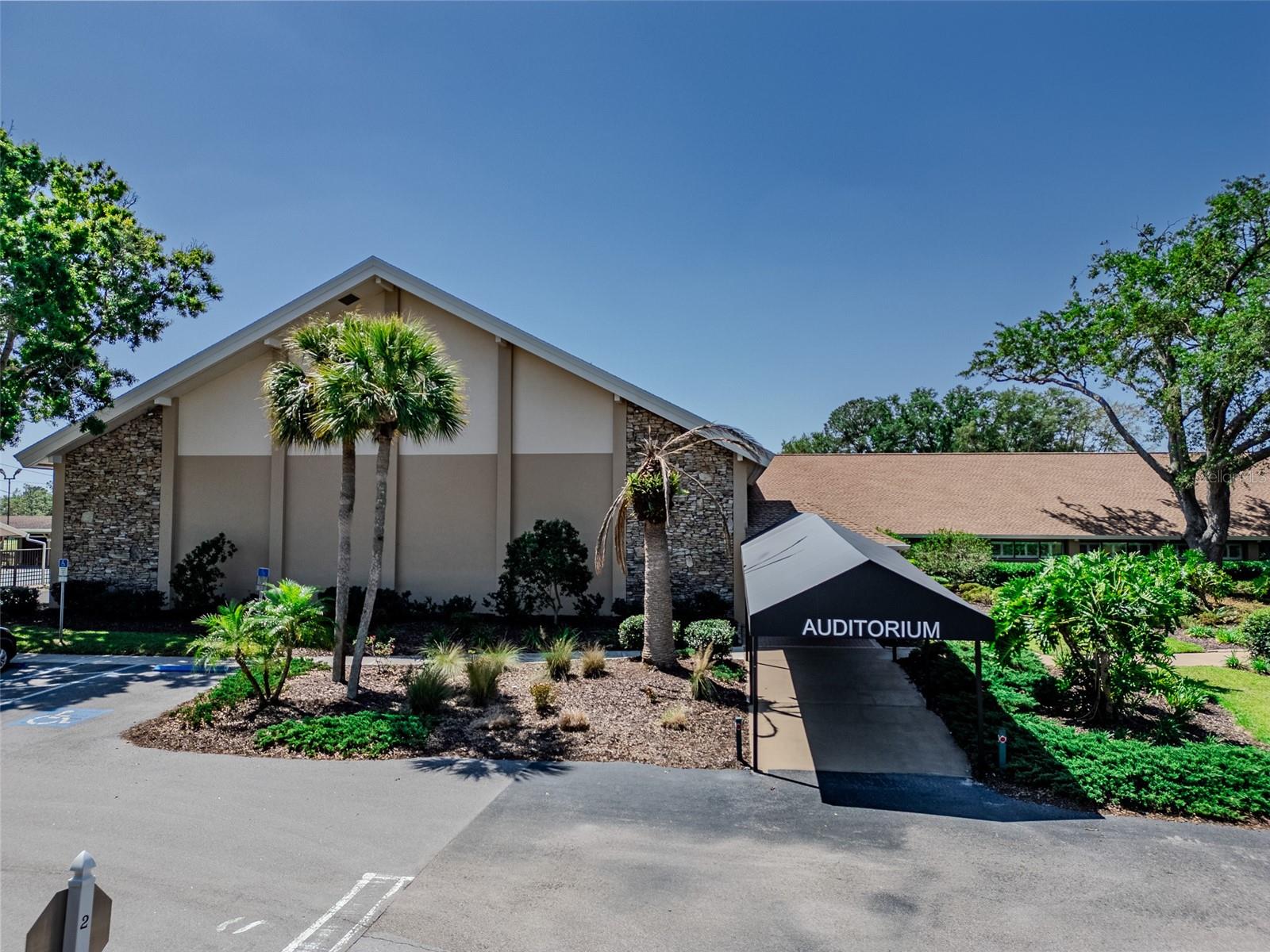 Listing photo id 30 for 2241 Shelly Drive D