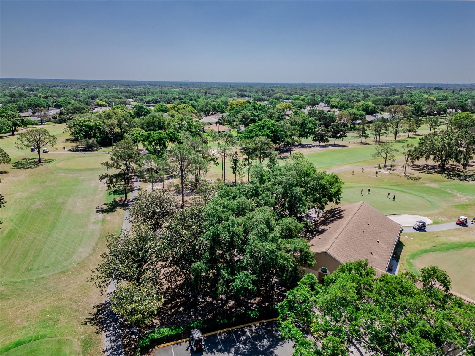 Listing photo id 33 for 2241 Shelly Drive D