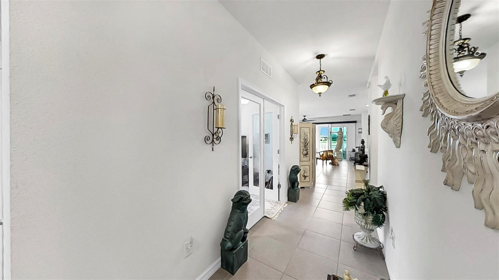 Listing photo id 9 for 13749 Hunting Creek Place