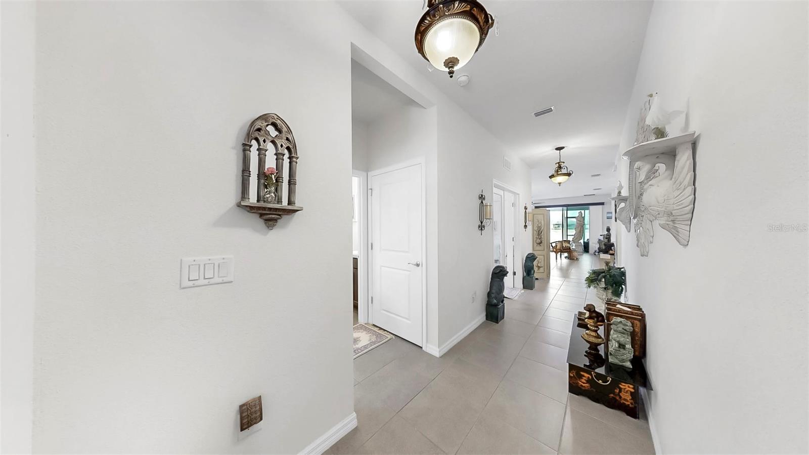 Listing photo id 12 for 13749 Hunting Creek Place