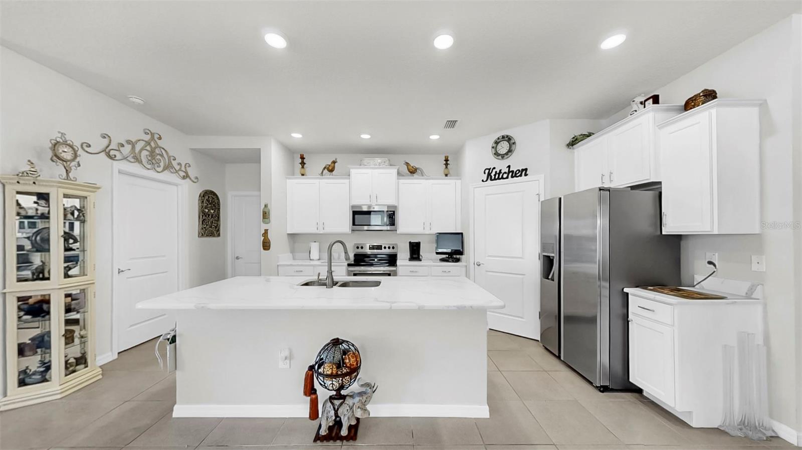 Listing photo id 28 for 13749 Hunting Creek Place