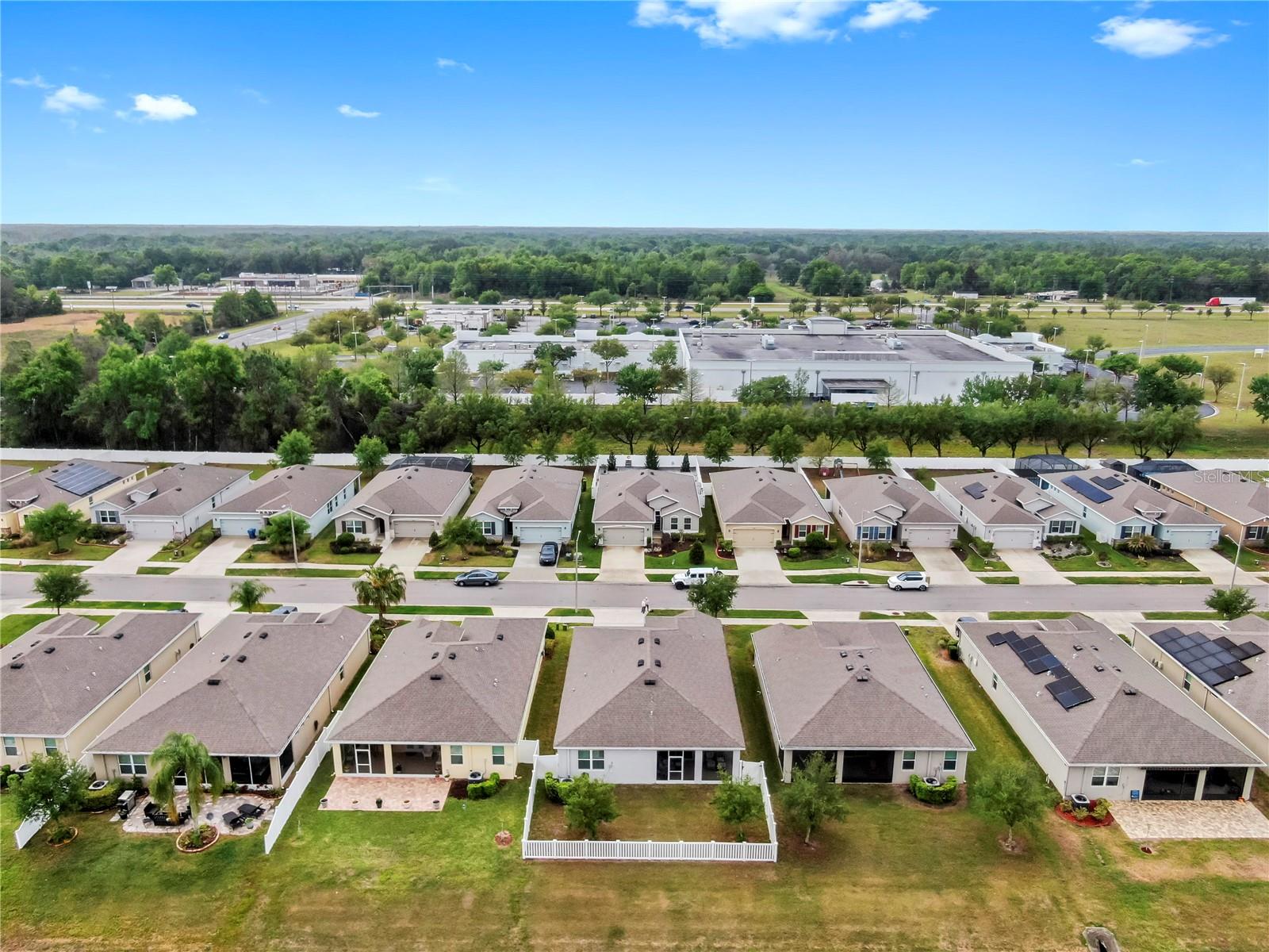 Listing photo id 43 for 13749 Hunting Creek Place
