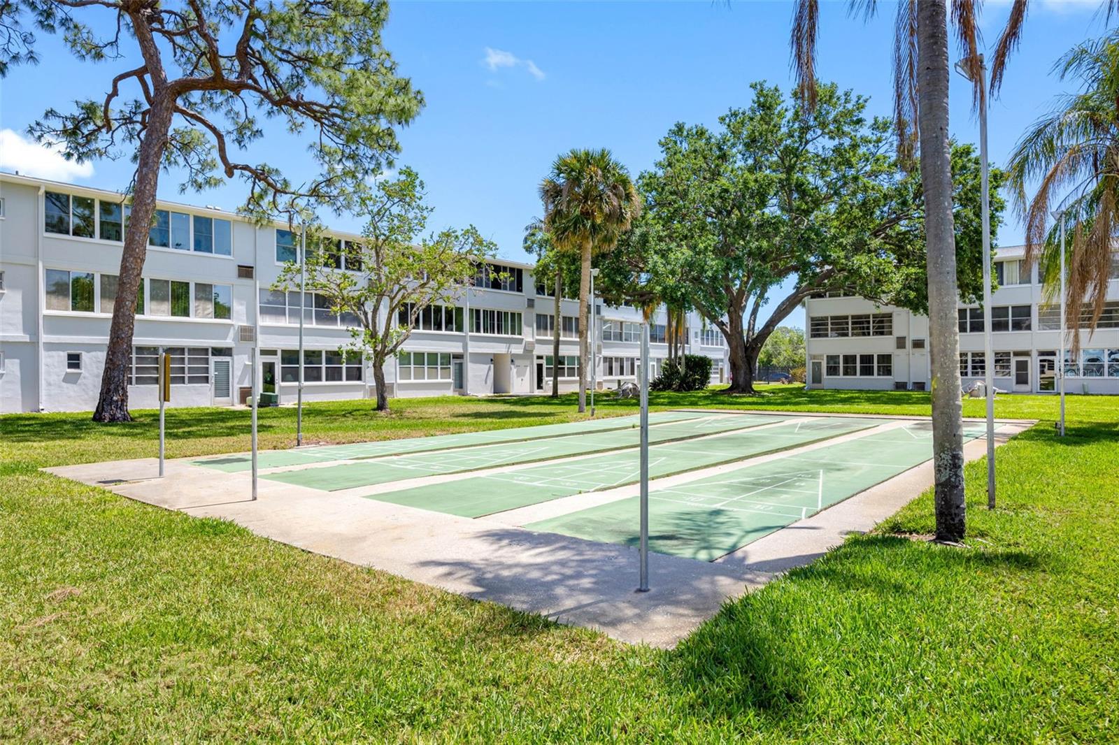 Image 10 of 47 For 1000 79th Avenue N 211