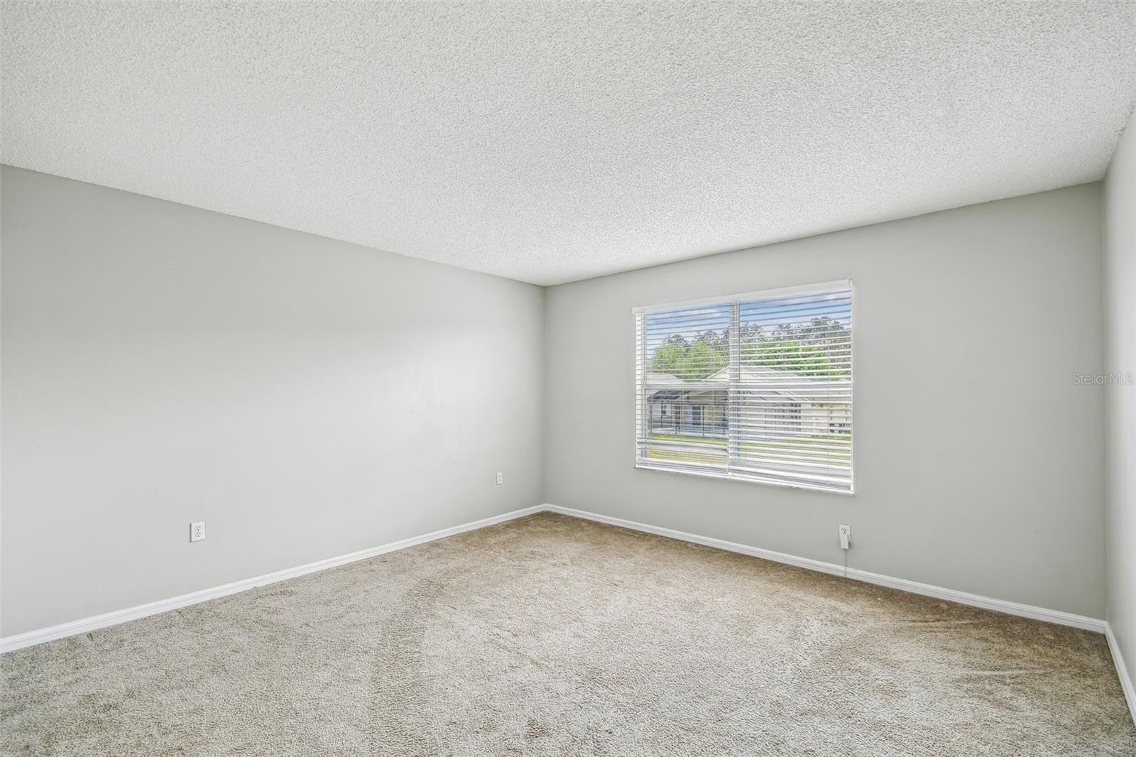 Image 11 of 75 For 440 Langham Drive