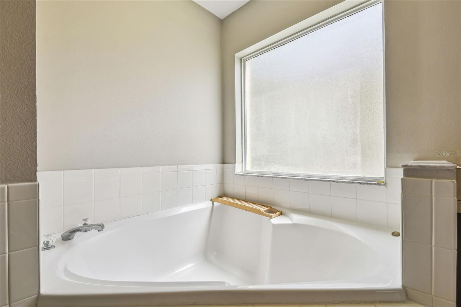 Image 40 of 75 For 440 Langham Drive