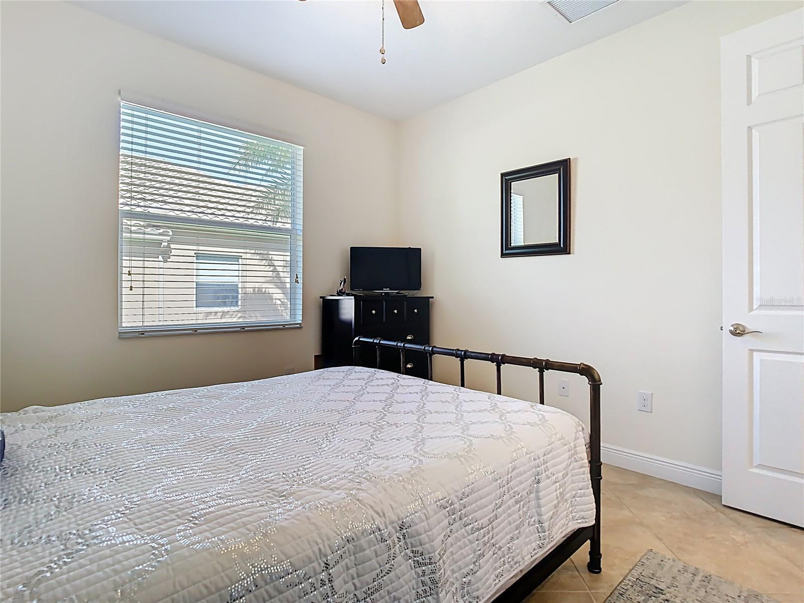 Image 14 of 33 For 7651 Fieldstone Ranch Square