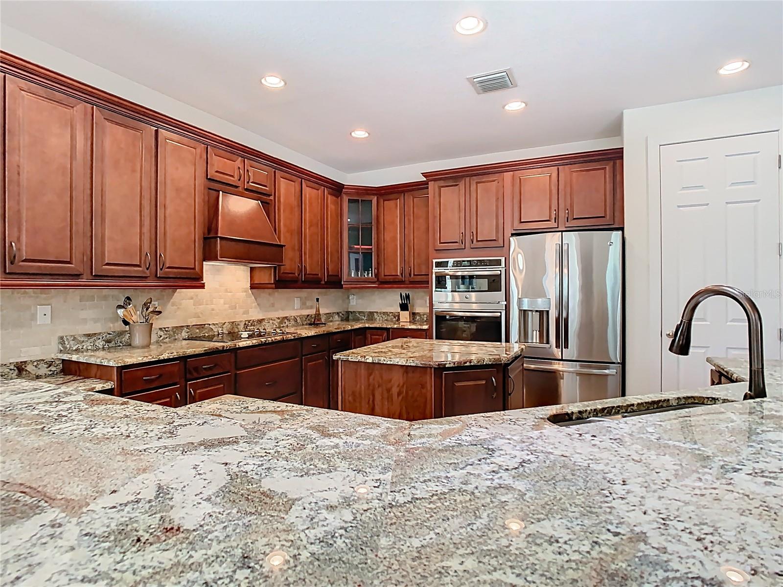 Image 6 of 33 For 7651 Fieldstone Ranch Square