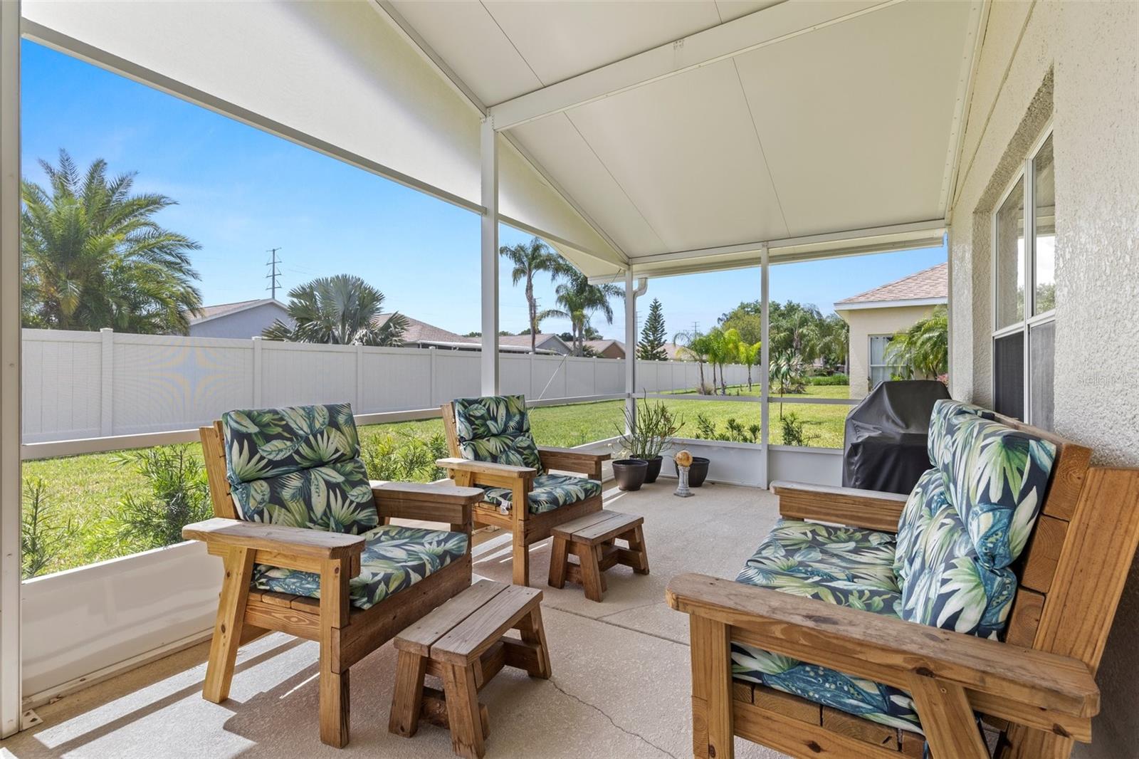 Image 22 of 53 For 23734 Coral Ridge Lane