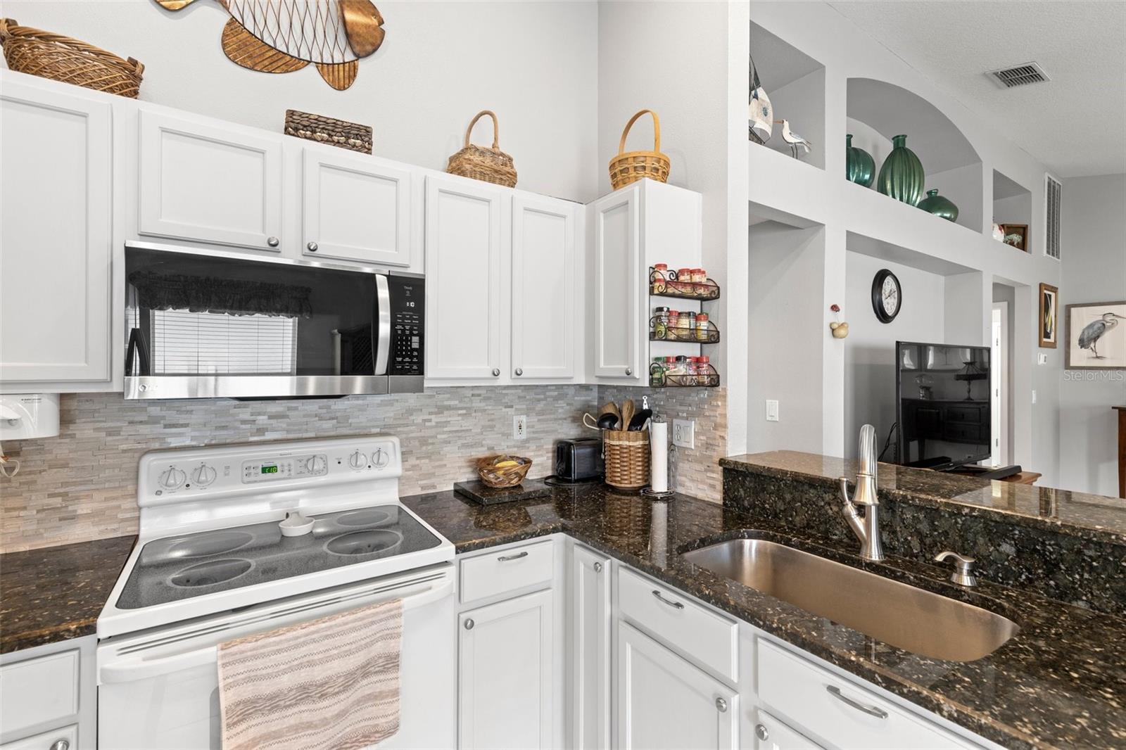 Image 8 of 53 For 23734 Coral Ridge Lane