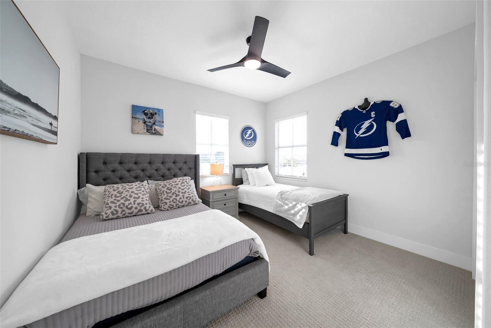 Listing photo id 29 for 422 Islebay Drive