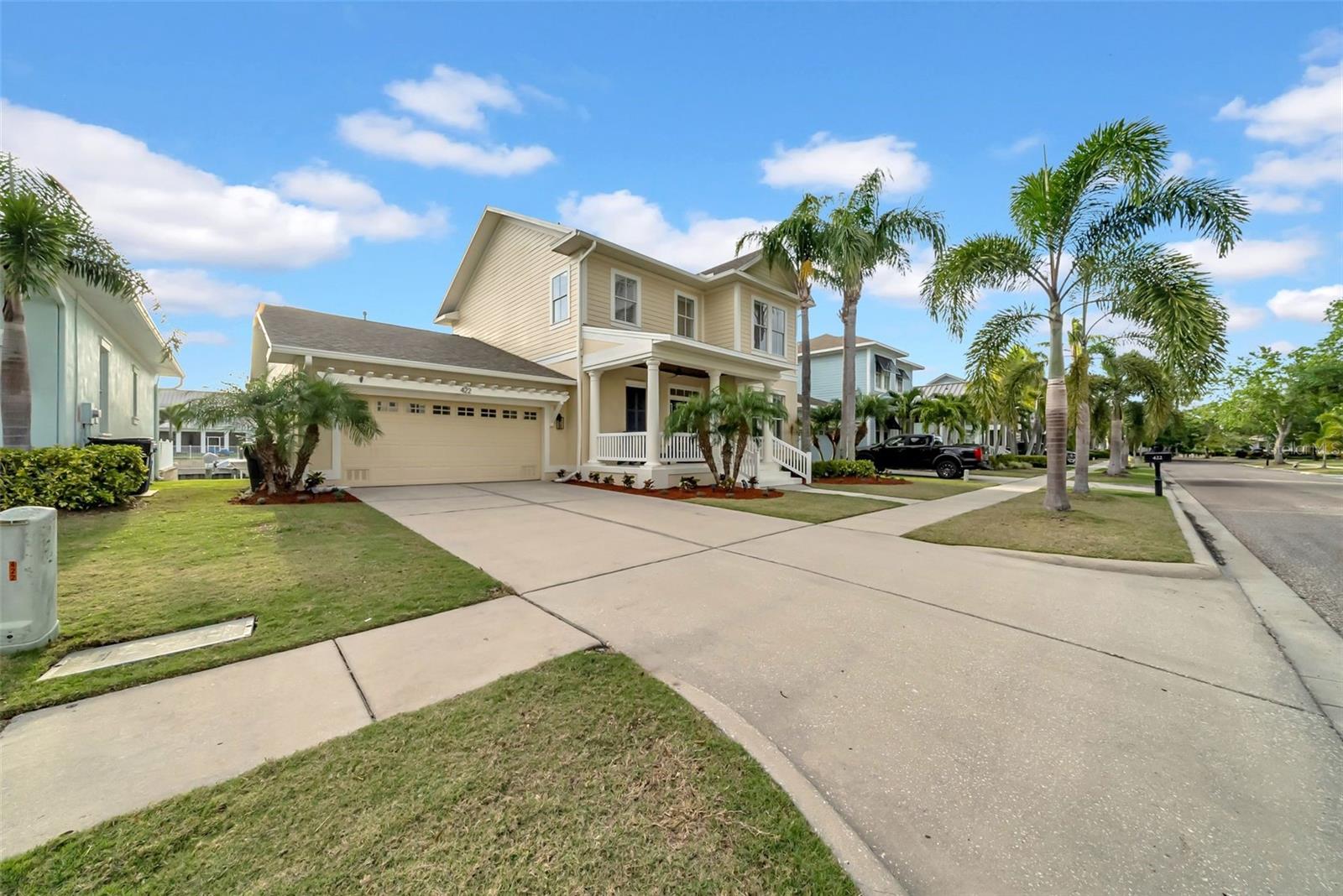 Listing photo id 34 for 422 Islebay Drive