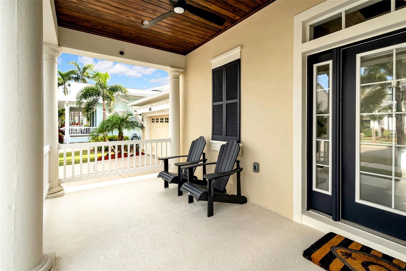 Listing photo id 2 for 422 Islebay Drive