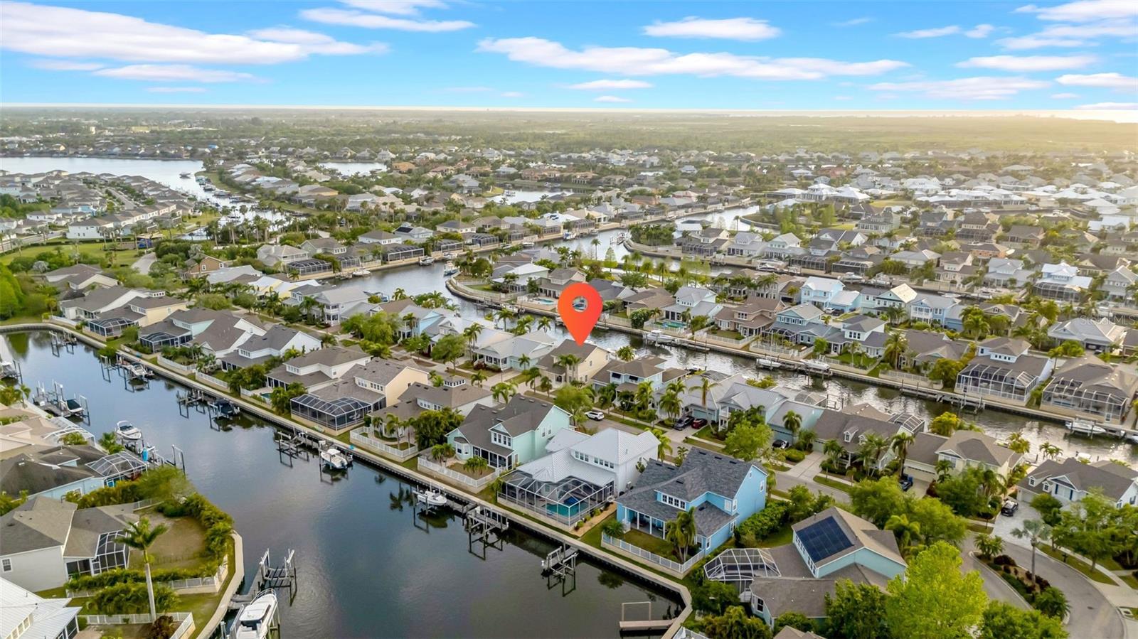 Listing photo id 38 for 422 Islebay Drive