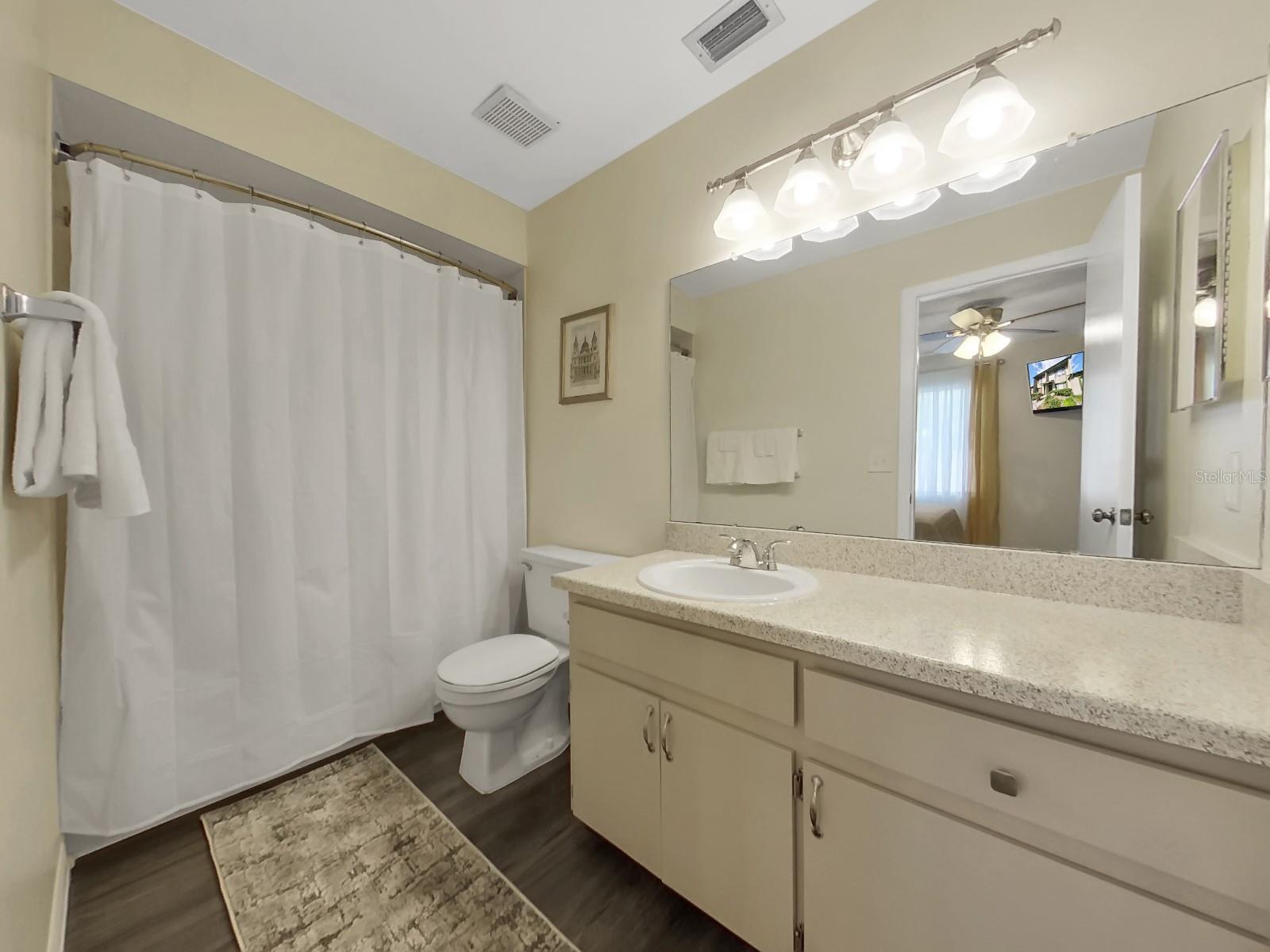 Image 18 of 28 For 7805 Amberlea Court