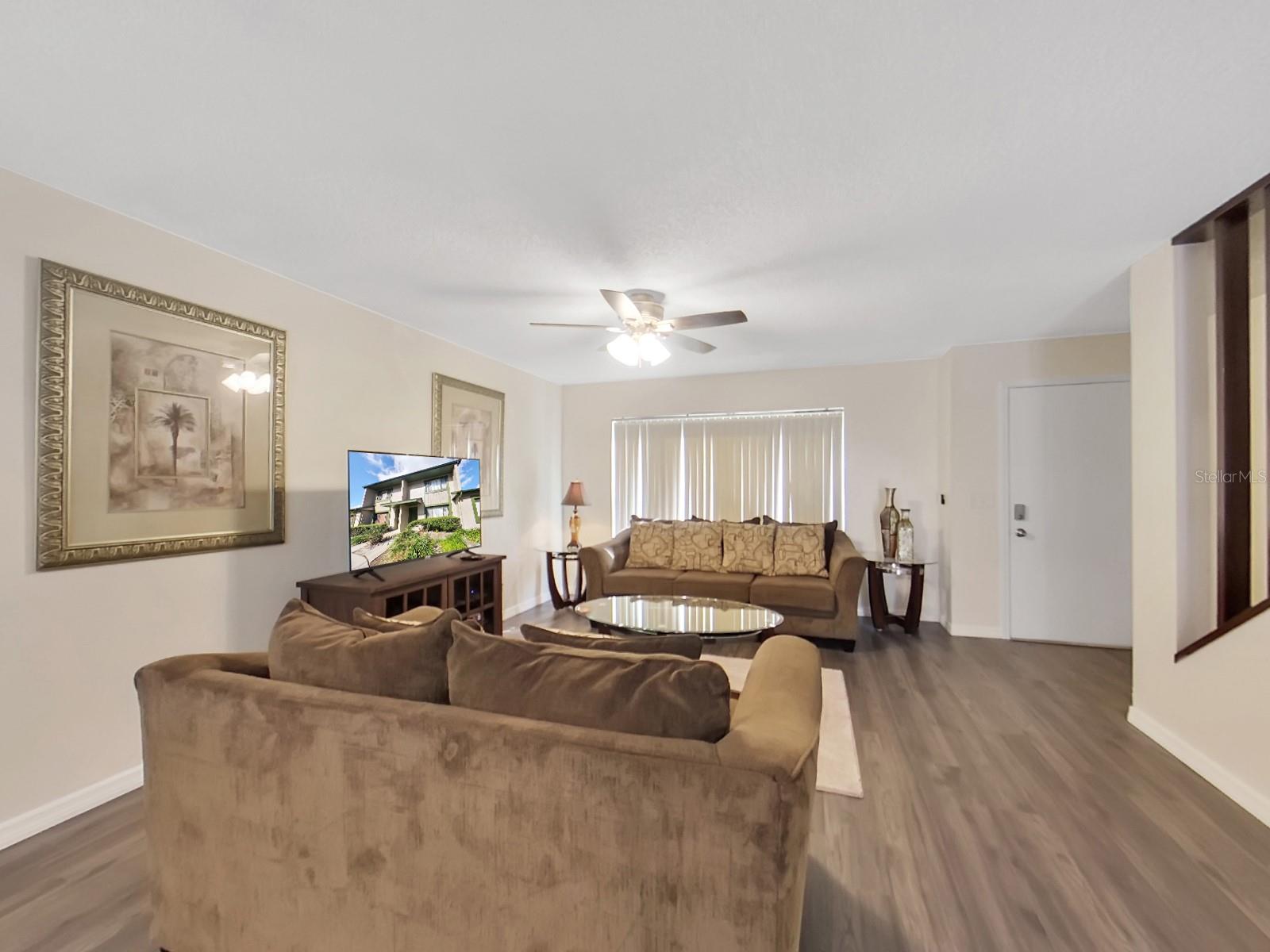 Image 7 of 28 For 7805 Amberlea Court