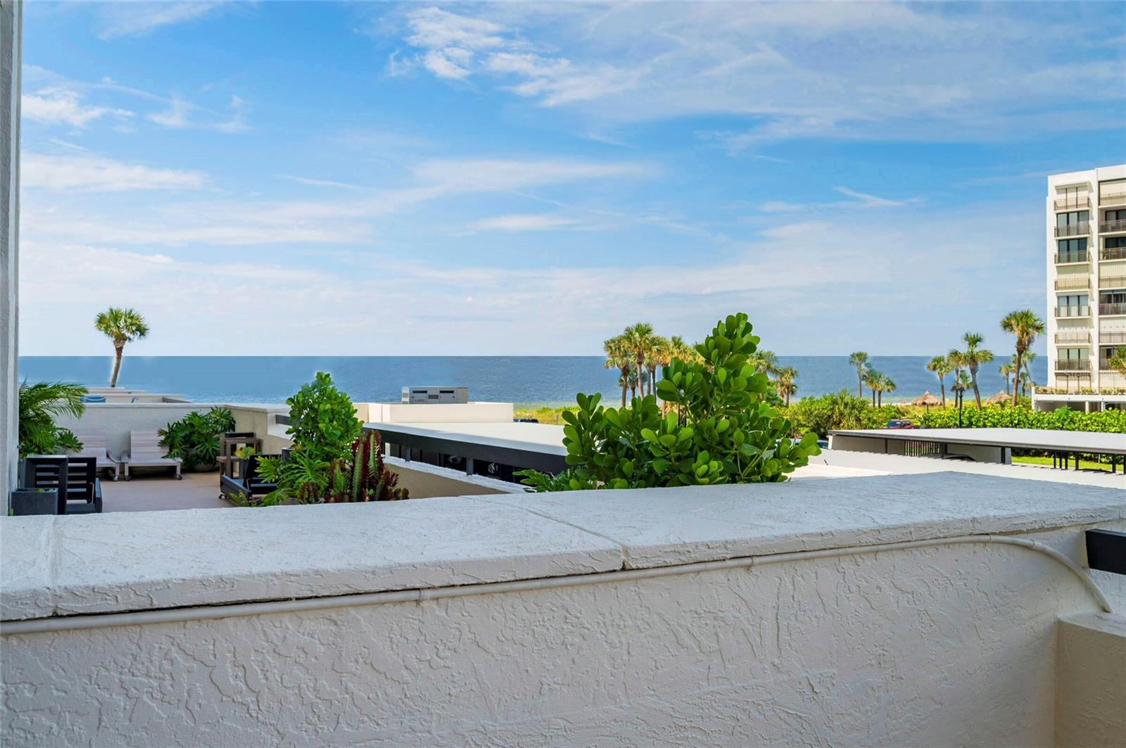 Image 2 of 40 For 1460 Gulf Boulevard 108