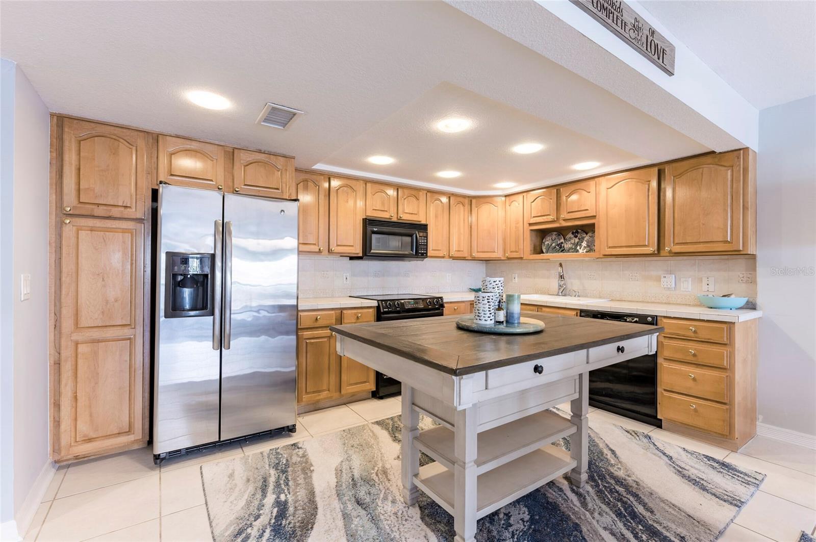 Image 9 of 40 For 1460 Gulf Boulevard 108