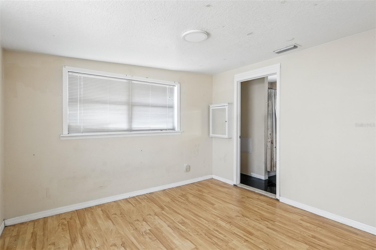 Image 14 of 47 For 8940 Rocky Creek Drive