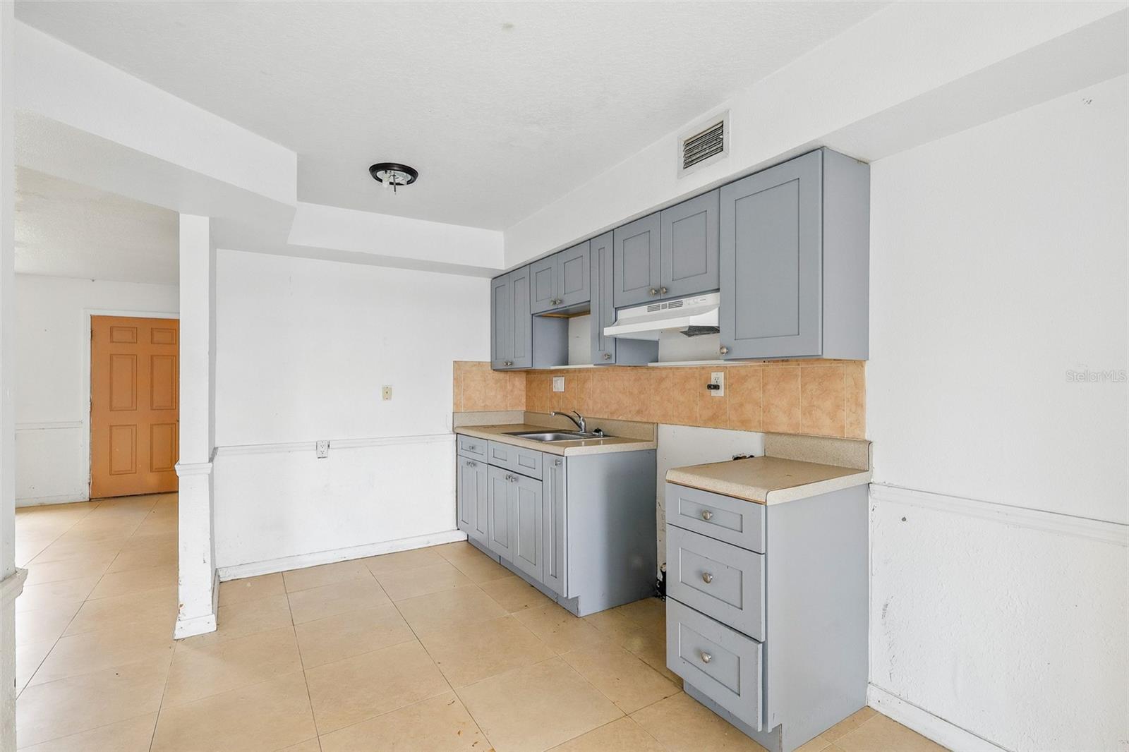 Image 30 of 47 For 8940 Rocky Creek Drive