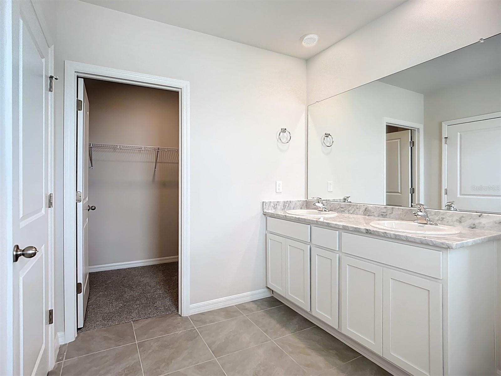 Image 11 of 23 For 18023 Canopy Place