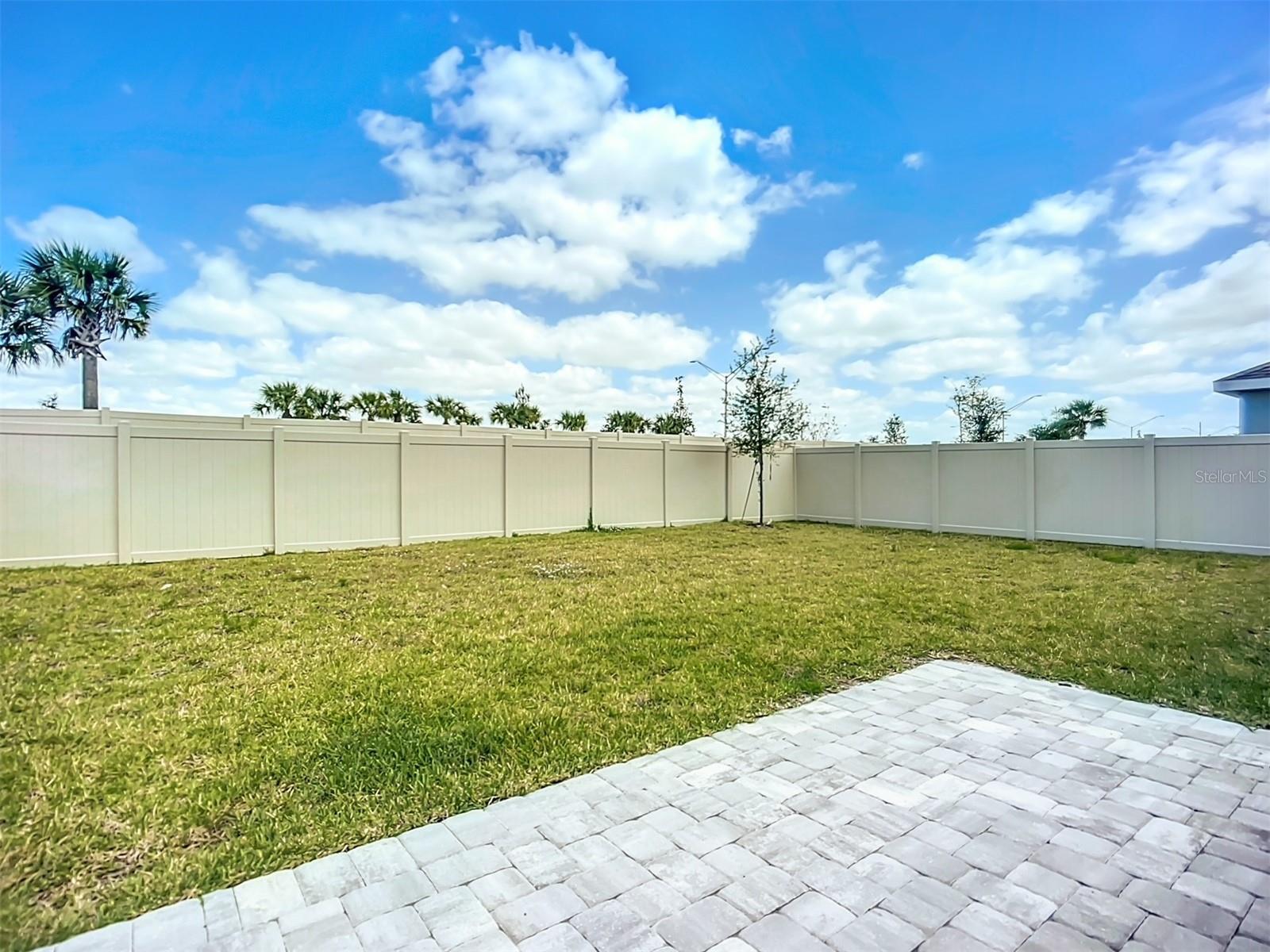 Image 17 of 23 For 18023 Canopy Place