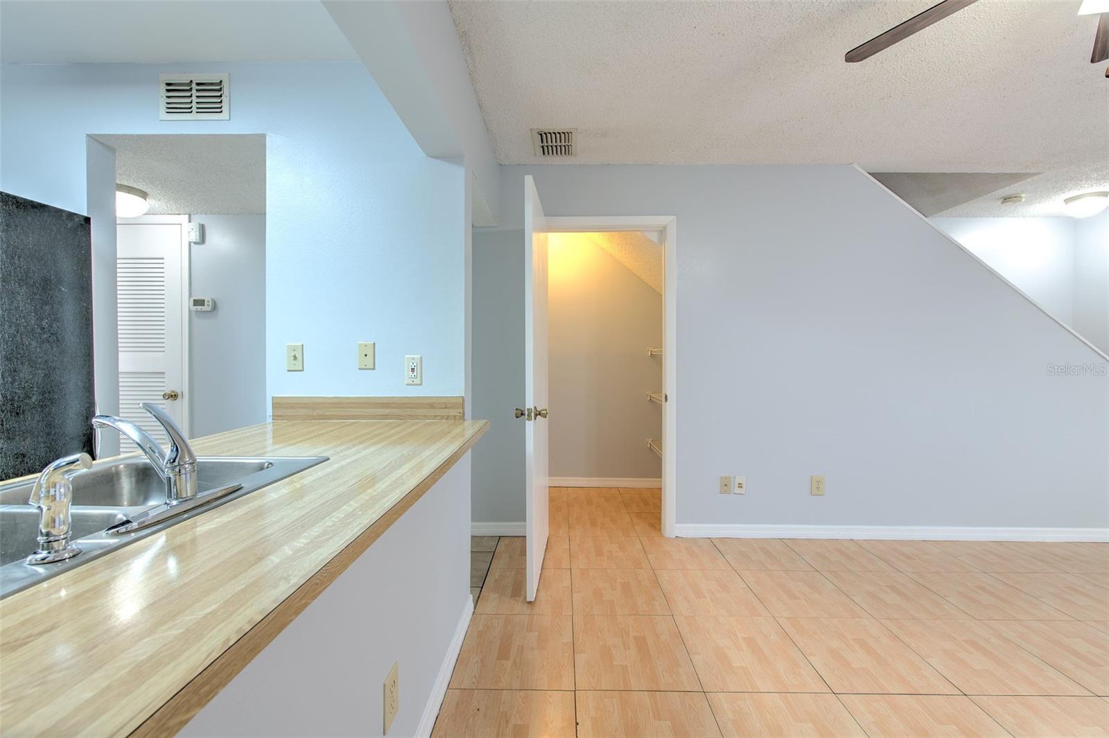 Image 13 of 43 For 1424 Highland Ridge Circle