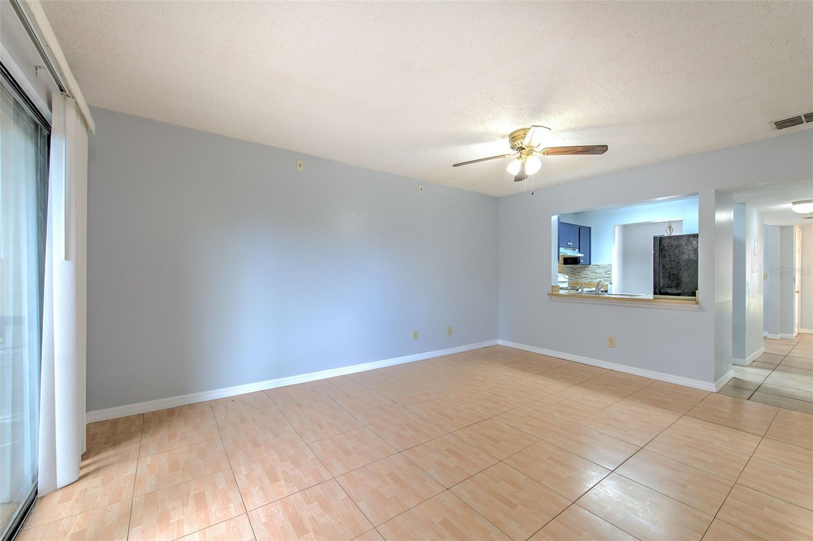 Image 17 of 43 For 1424 Highland Ridge Circle