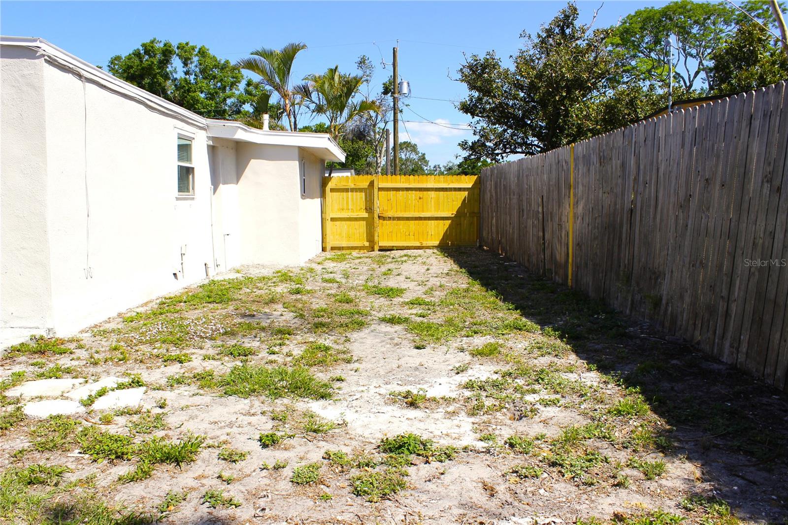 Image 30 of 35 For 4106 Montgomery Terrace
