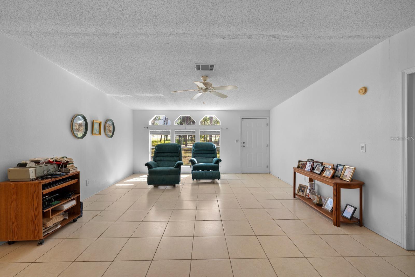 Listing photo id 6 for 7537 Old Pasco Road
