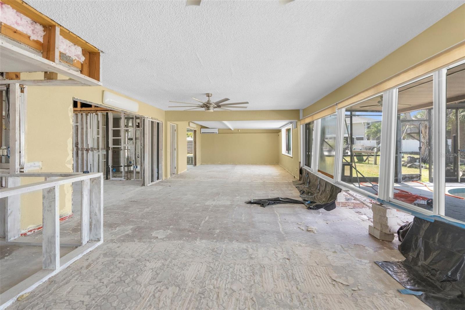 Image 18 of 39 For 4210 Headsail Drive