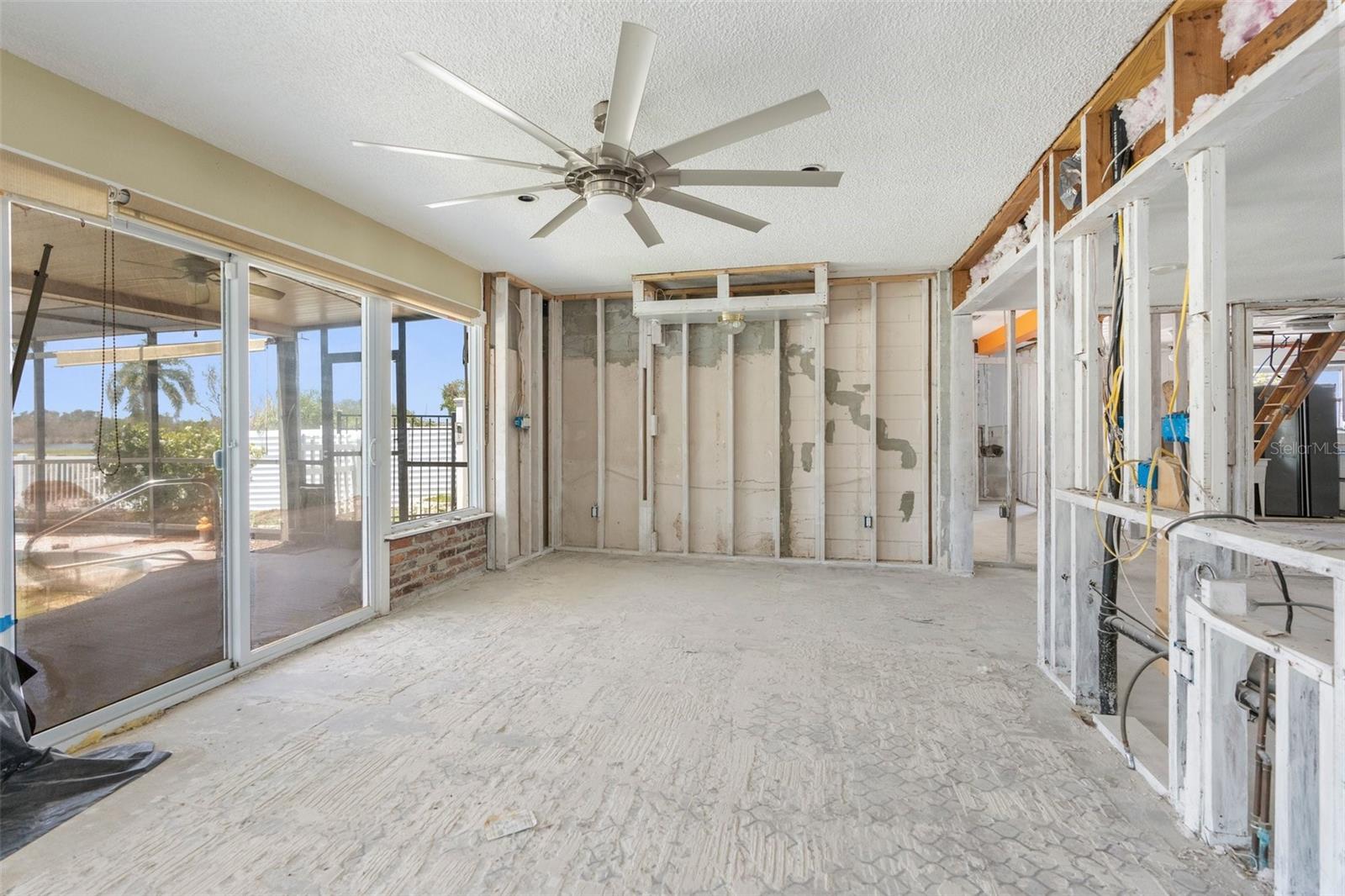 Image 20 of 39 For 4210 Headsail Drive