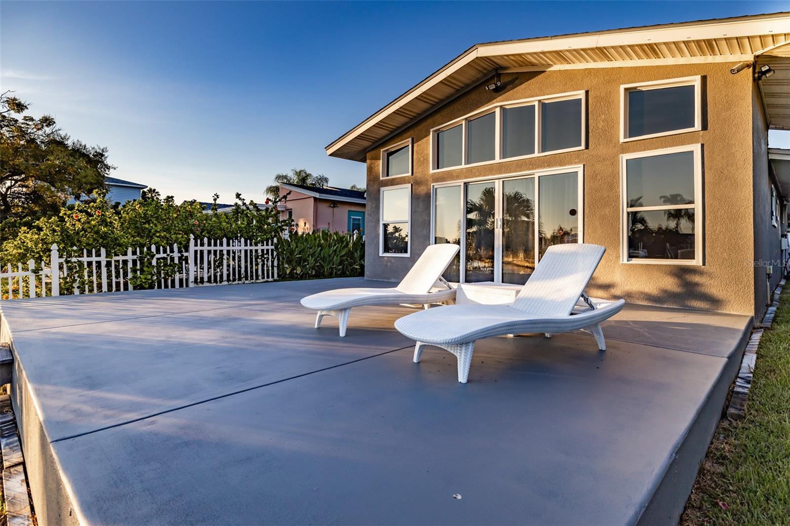 Image 2 of 43 For 4506 Floramar Terrace