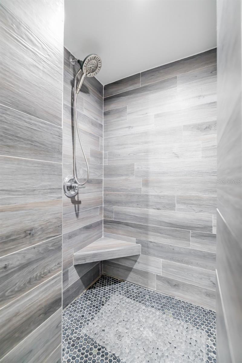 Image 23 of 43 For 4506 Floramar Terrace