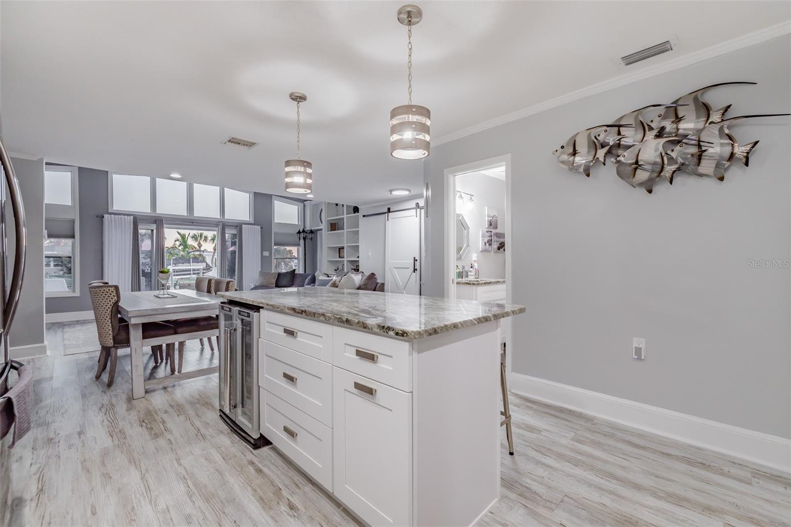 Image 30 of 43 For 4506 Floramar Terrace