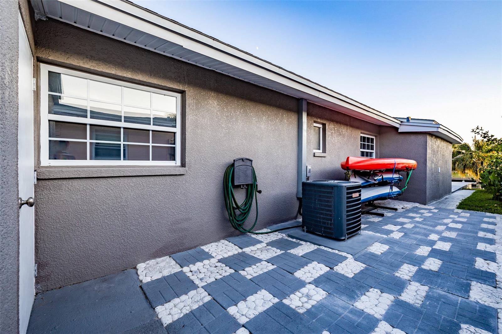 Image 8 of 43 For 4506 Floramar Terrace