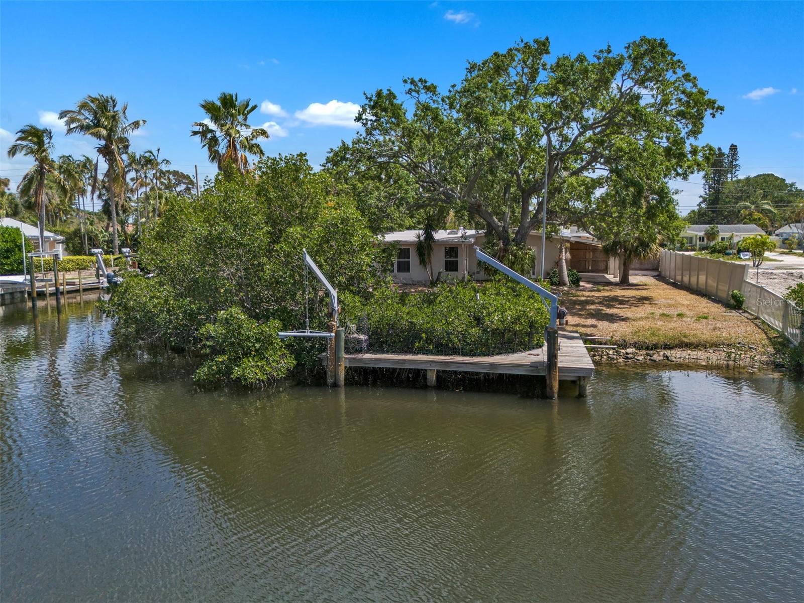 Image 7 of 29 For 4790 Shore Acres Boulevard Ne