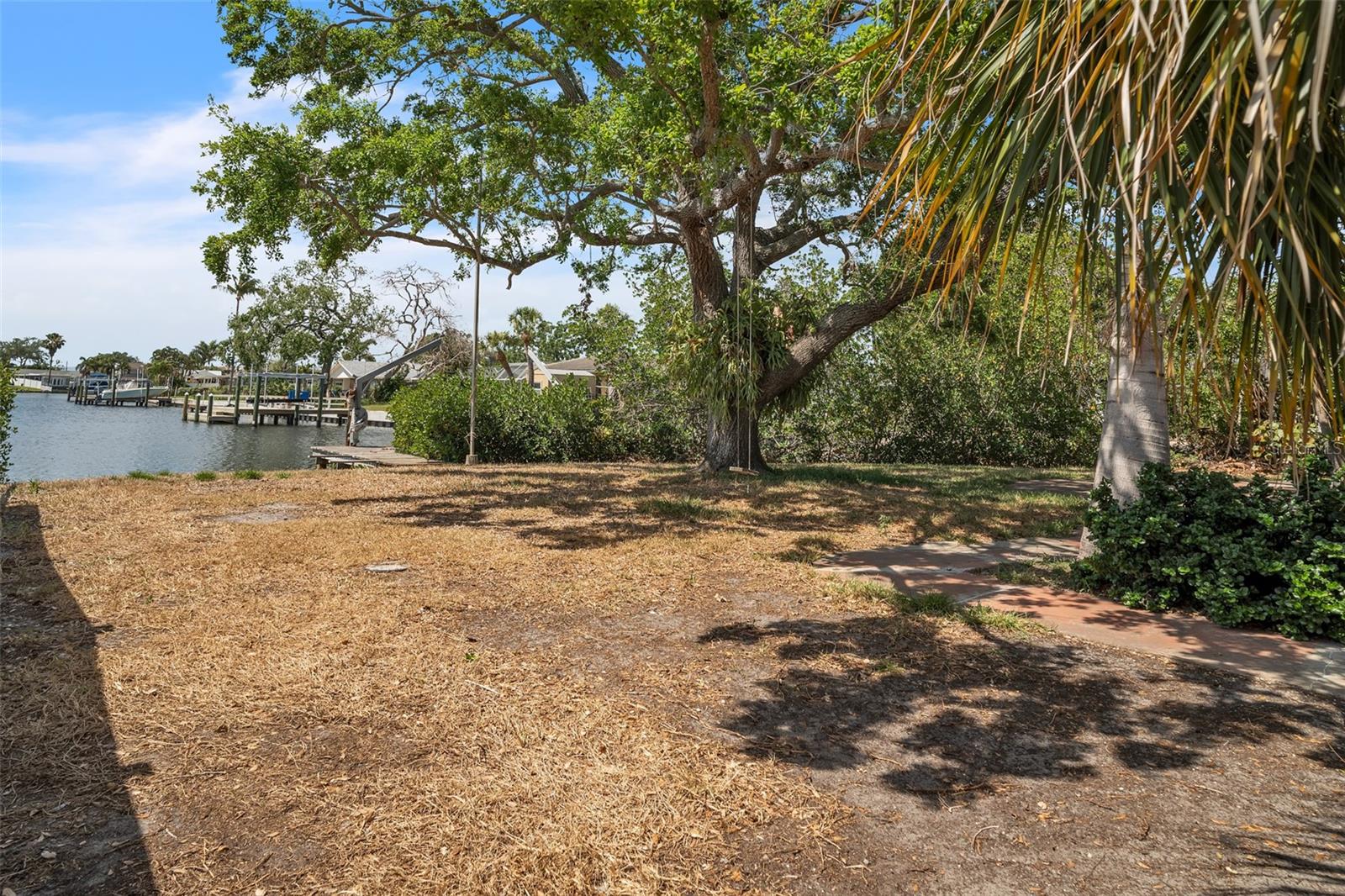 Image 9 of 29 For 4790 Shore Acres Boulevard Ne