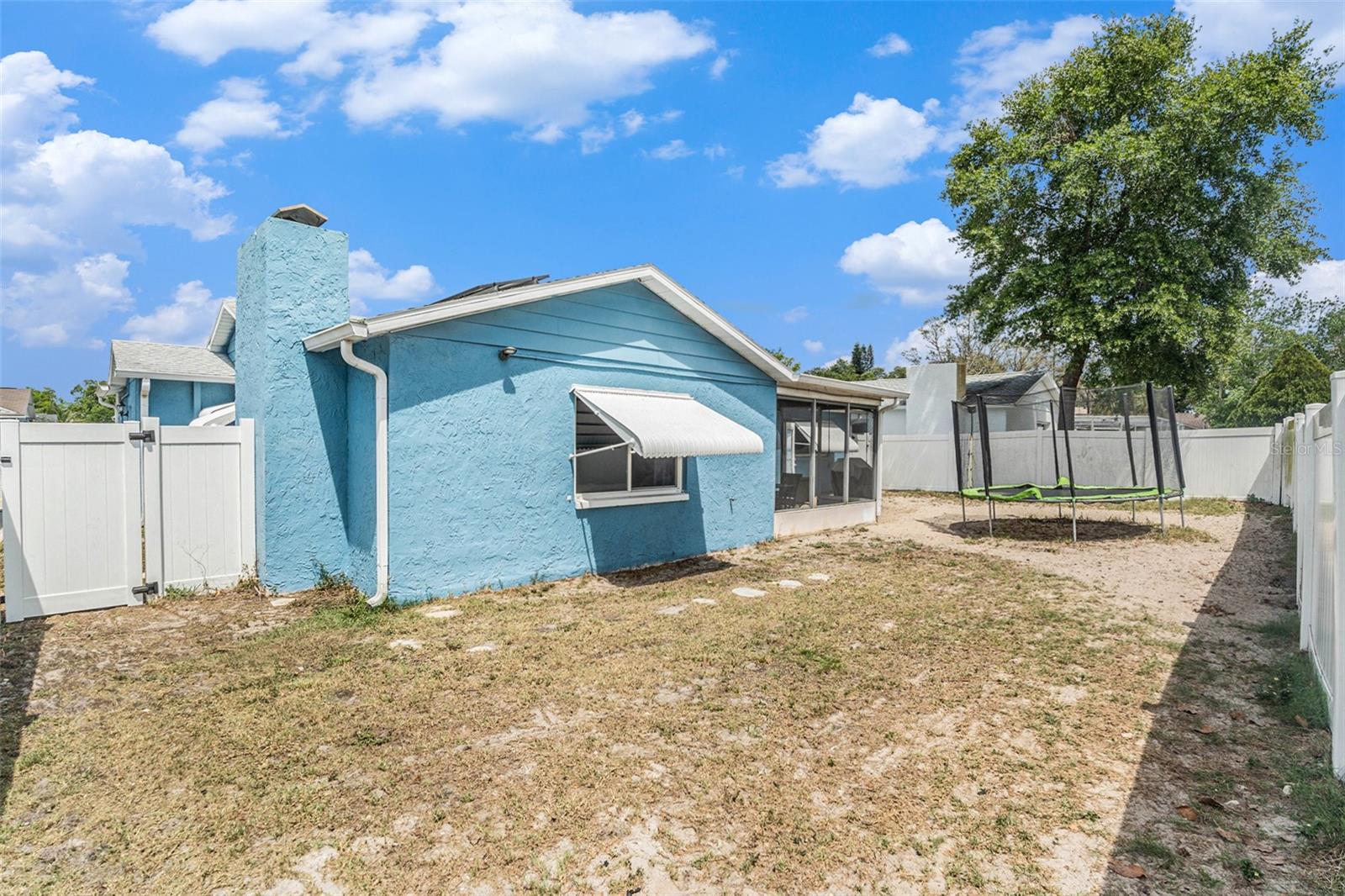 Image 29 of 30 For 7426 Cay Drive