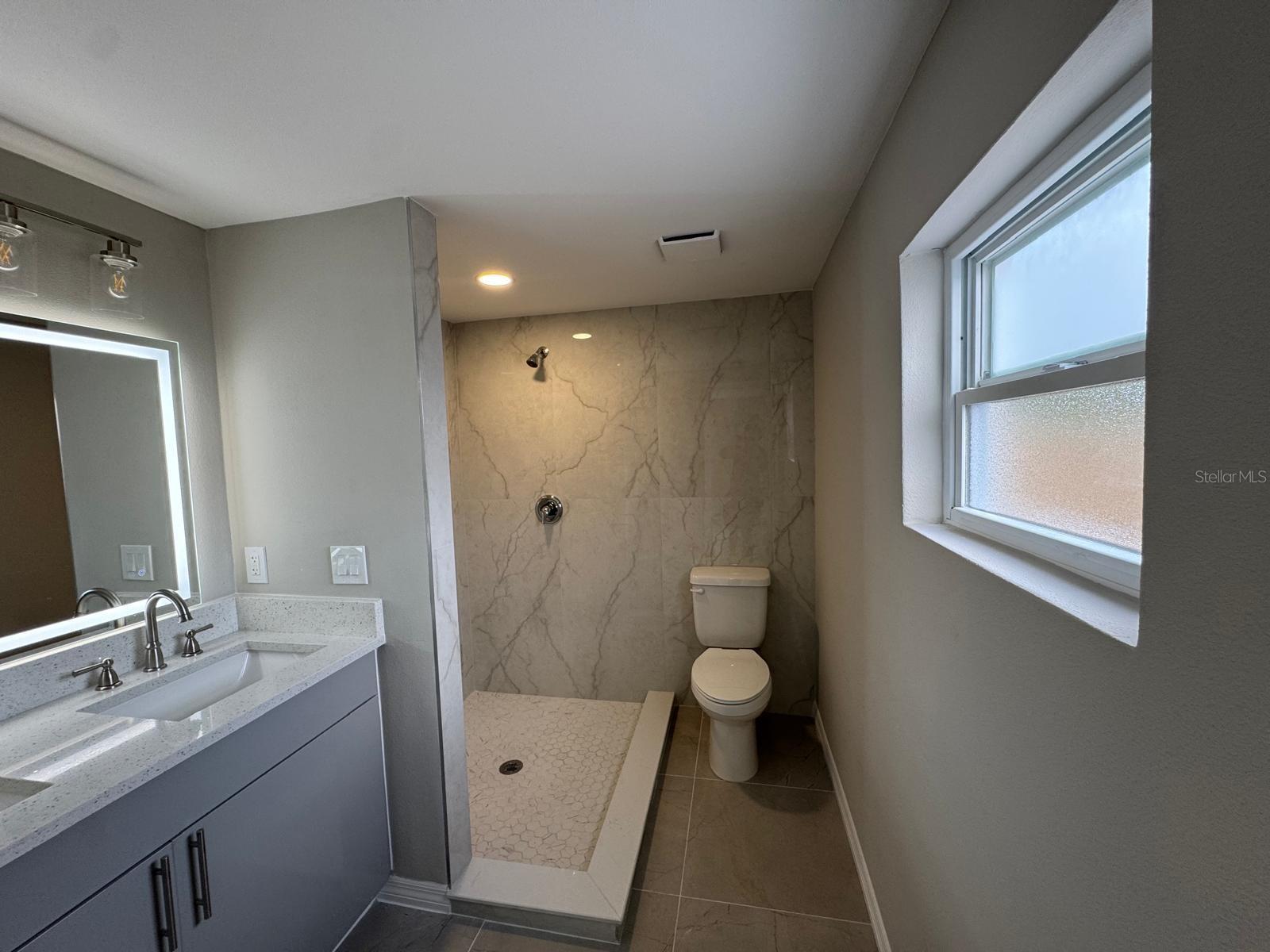 Image 21 of 38 For 12801 College Hill Drive